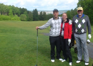 Thomas, Sofie och jag (Leif) på A6's golfbana, Jönköping